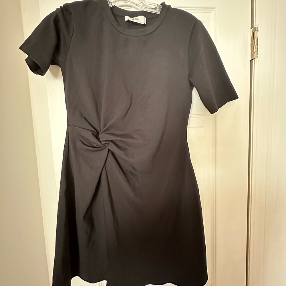 Love, Bonito - Black Medium Kamile Ruched Shift Dress (New)